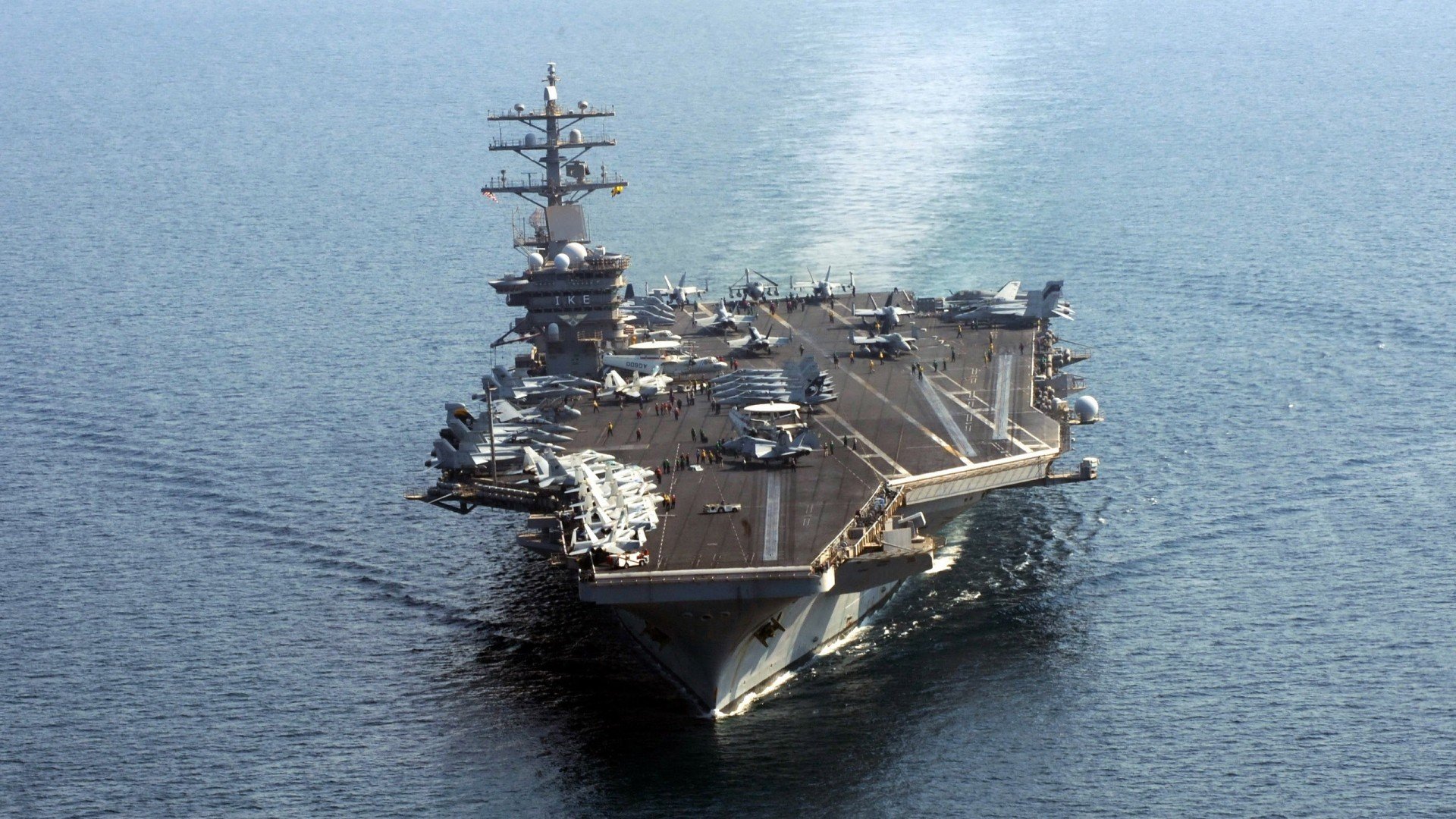 曼联在关键战中逆转取胜，追赶积分榜前列